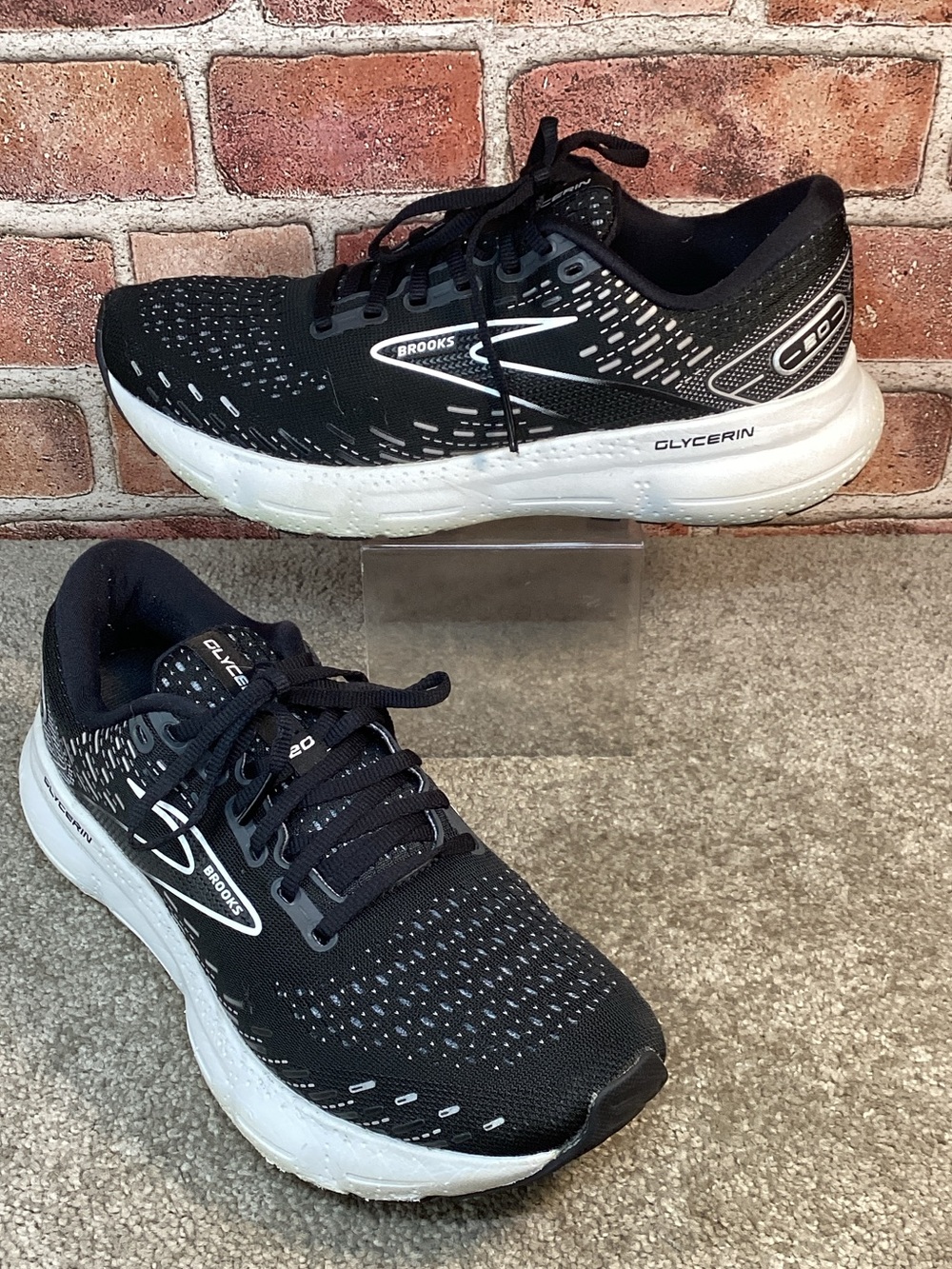 Brooks Glycerin 20 women’s black running shoes sneakers size 9.5